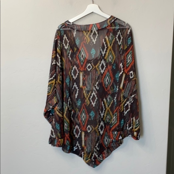 Show me your Mumu brown Aztec tunic. - Picture 7 of 13